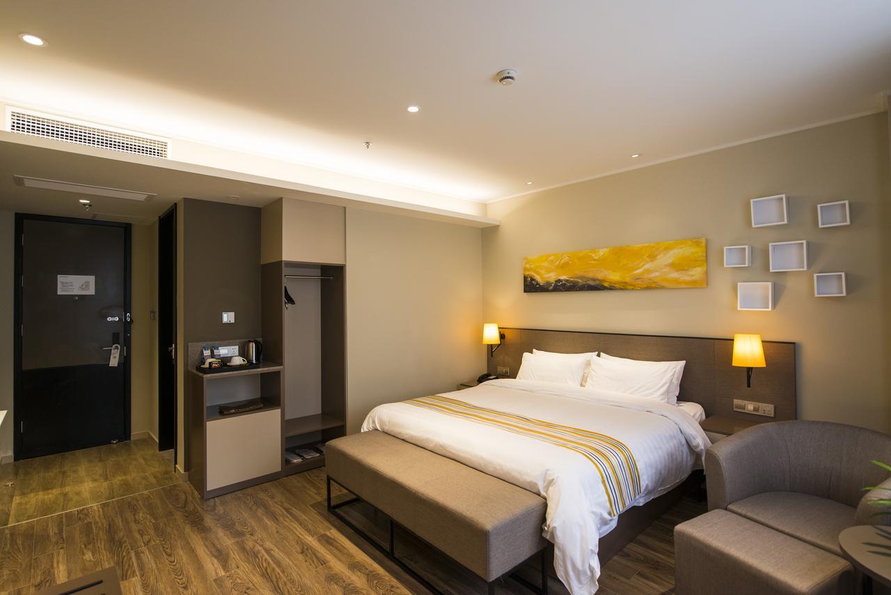 Home Inn Plus Shanghai Zhangjiang Park Esterno foto