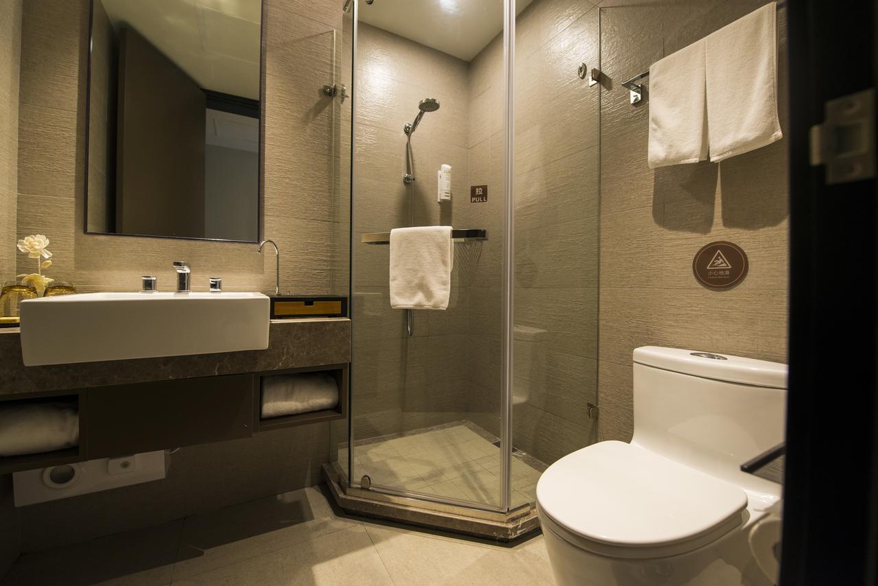 Home Inn Plus Shanghai Zhangjiang Park Esterno foto